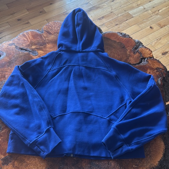 Lululemon M/L purple hooded zip up jacket - Picture 7 of 8